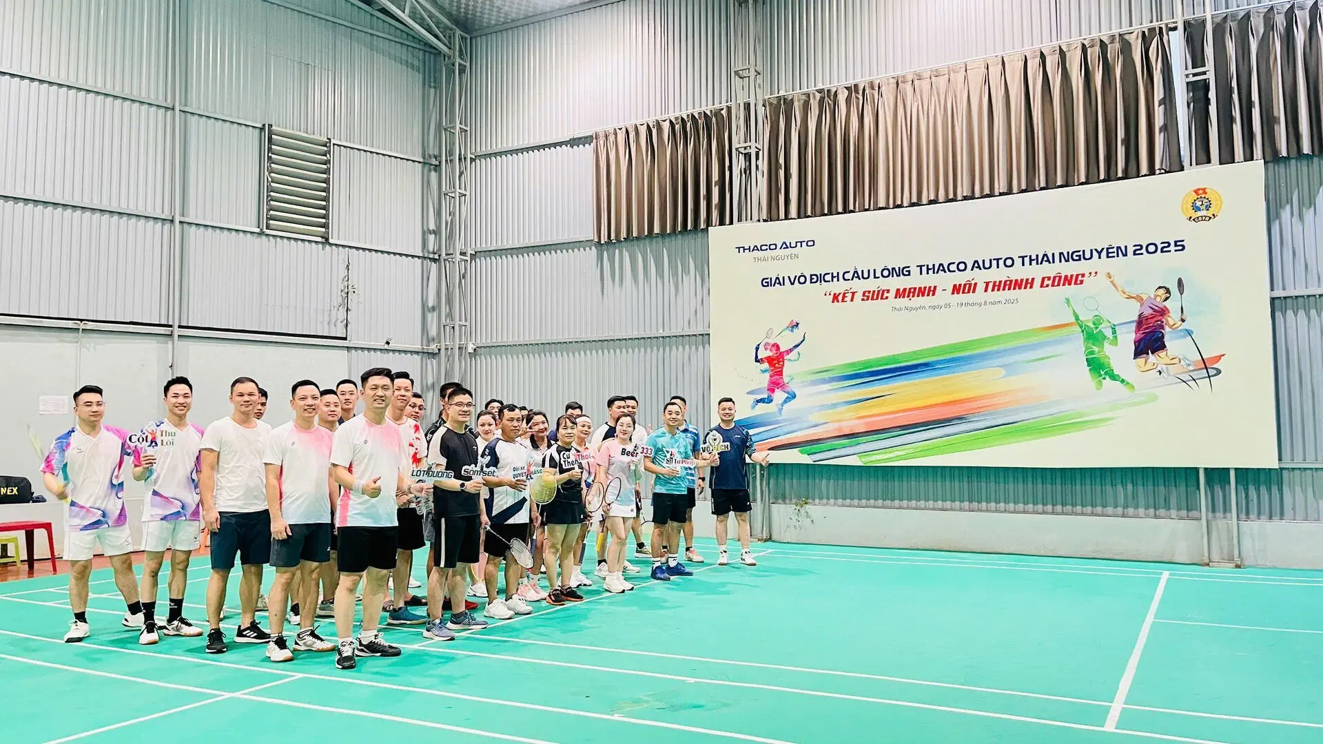 Thaco Auto Thái Nguyên khai mạc giải cầu lông 2025